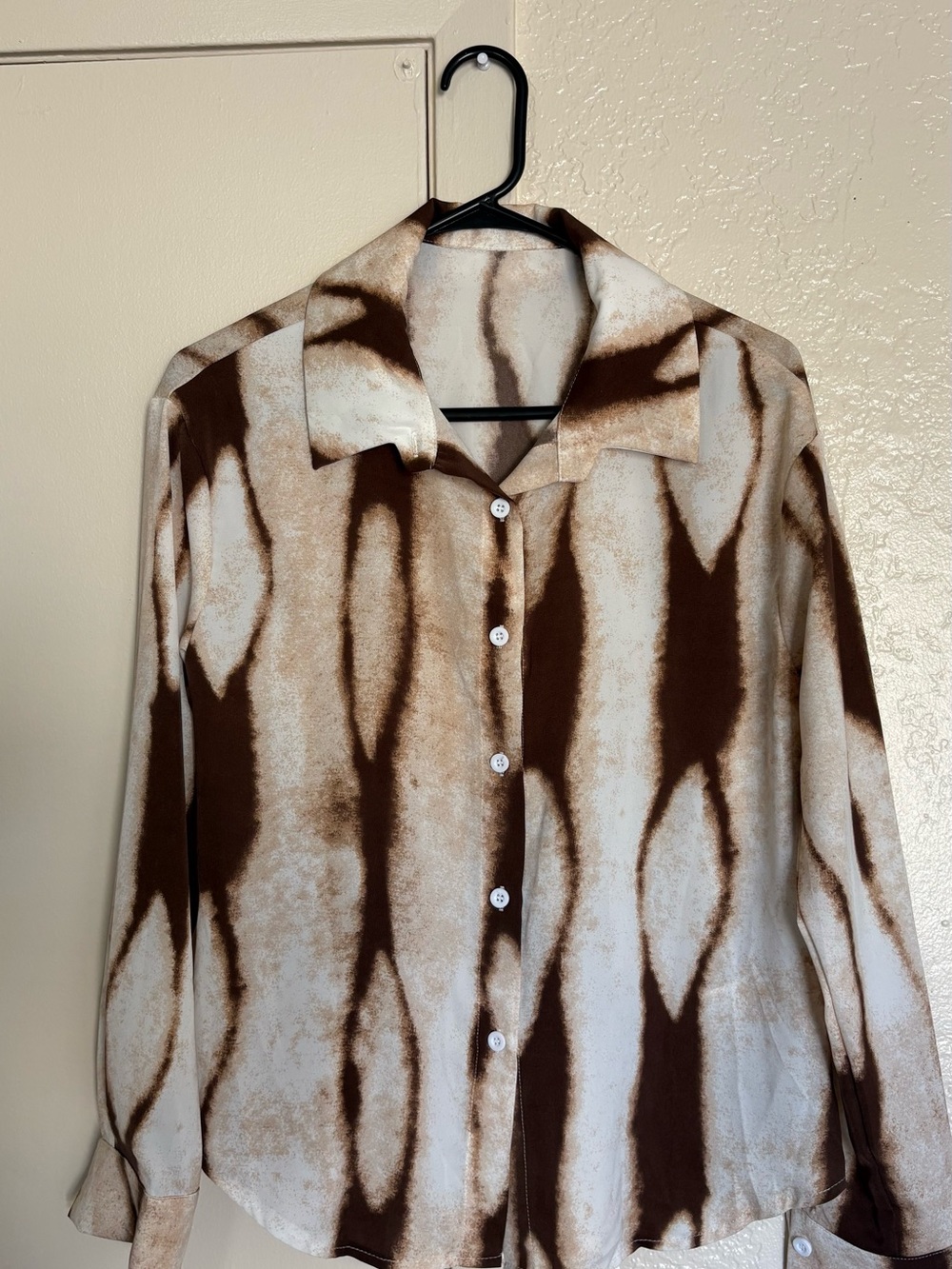 Women Brown & Cream Long-Sleeve Button-Up Shirt